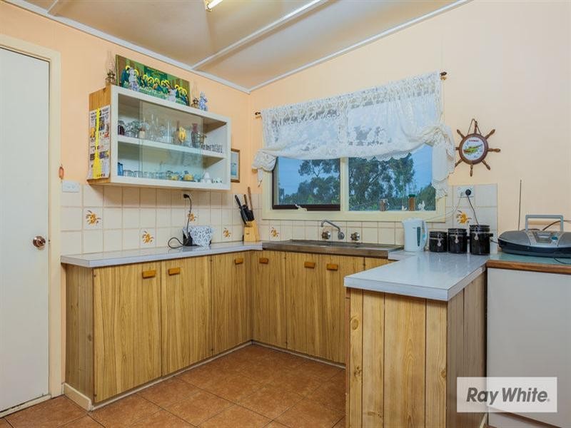 98 Weeroona Street, Rye VIC 3941