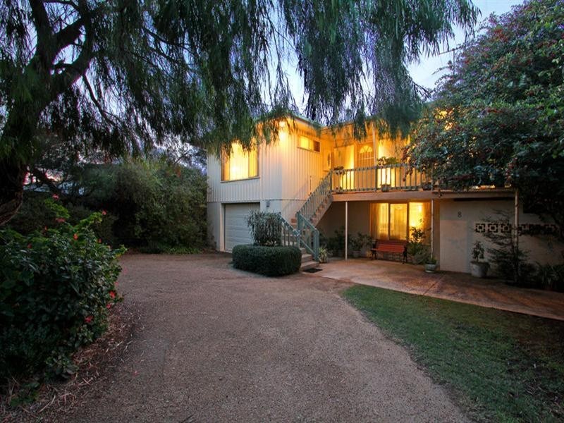 8 Maxwell Street, Blairgowrie VIC 3942