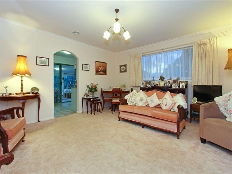 8 Maxwell Street, Blairgowrie VIC 3942