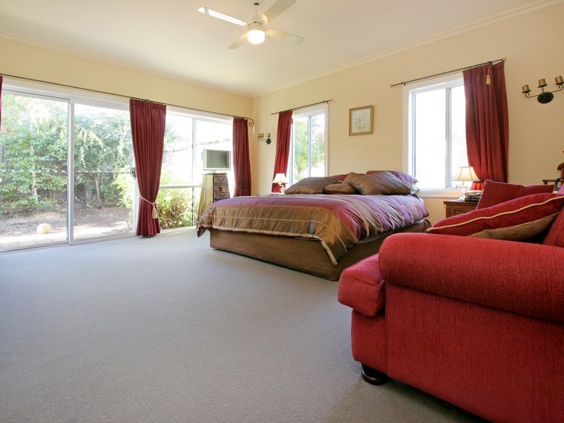 10 Bethany Close, Rye VIC 3941