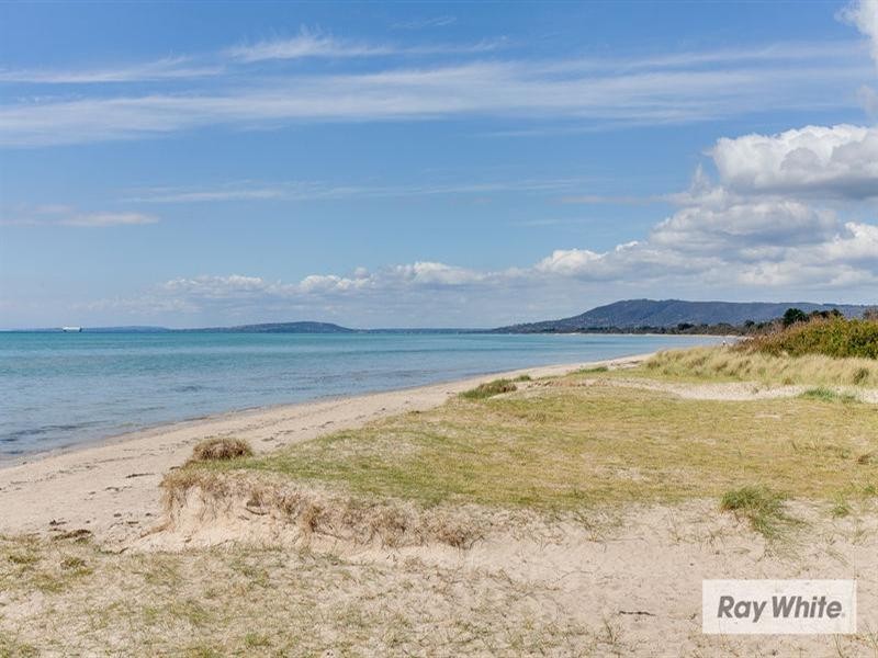 1/2 Daly Avenue, Rye VIC 3941