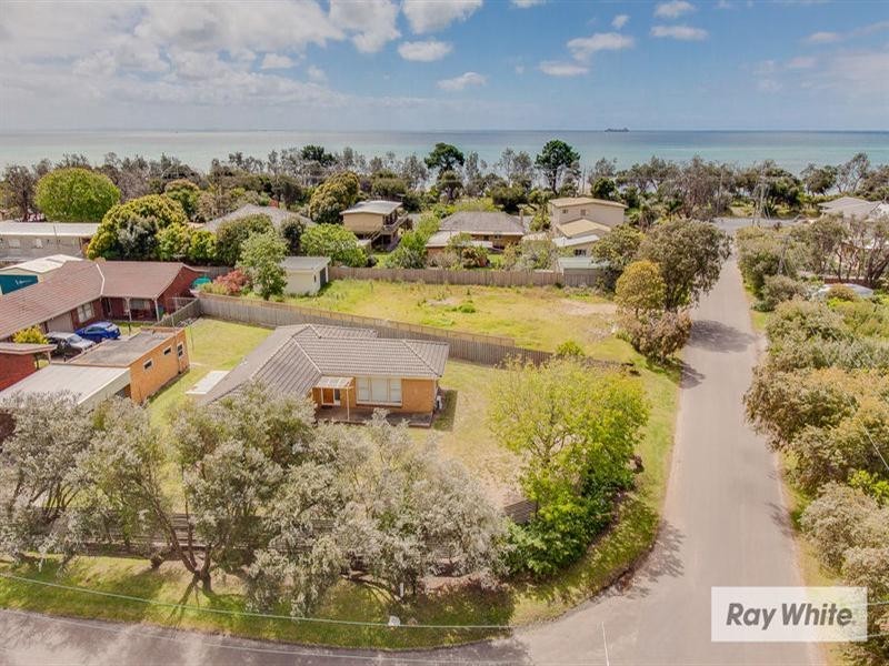 4 Kevin Street, Tootgarook VIC 3941