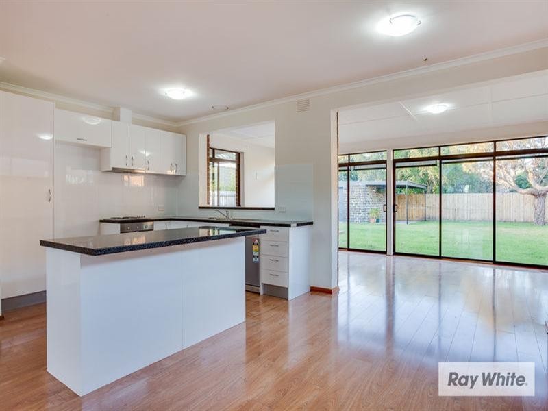 38 Maine Street, Tootgarook VIC 3941