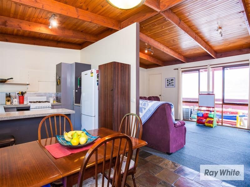 6 Yannuga Street, Rye VIC 3941