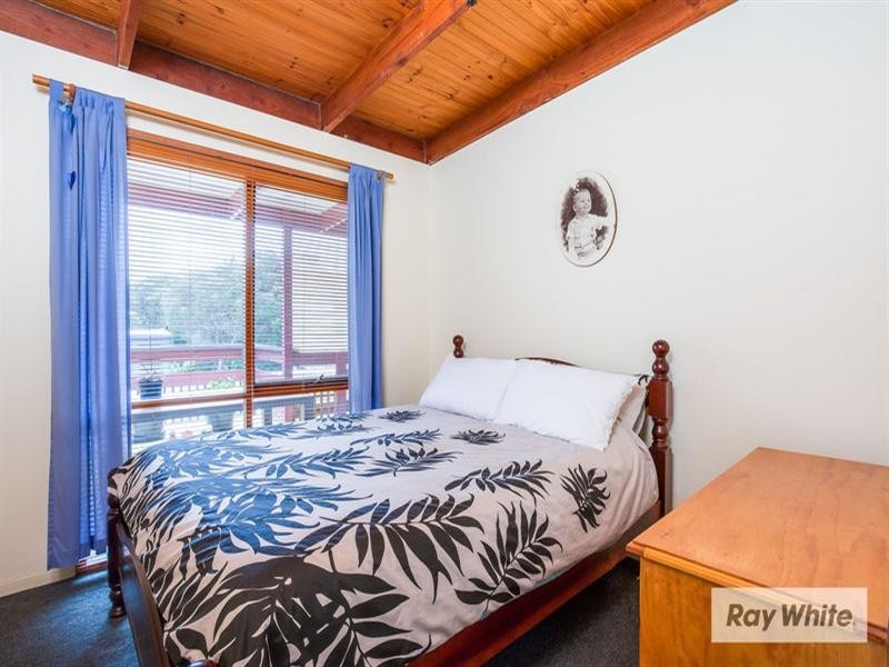 6 Yannuga Street, Rye VIC 3941