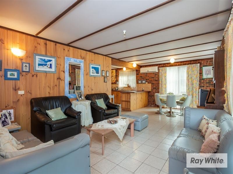 379 Sandy Road, St Andrews Beach VIC 3941