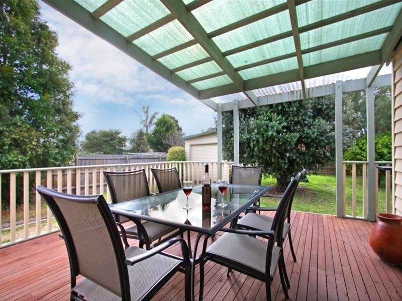 28 Alma Street, Tootgarook VIC 3941