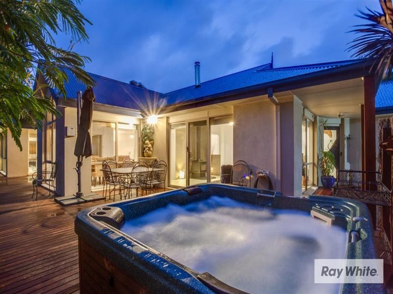 133 Weeroona Street, Rye VIC 3941