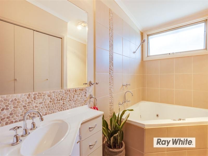 4 Liesma Street, Rye VIC 3941