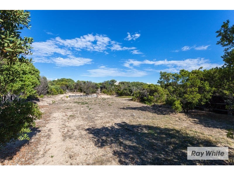 48 Constantine Avenue, St Andrews Beach VIC 3941