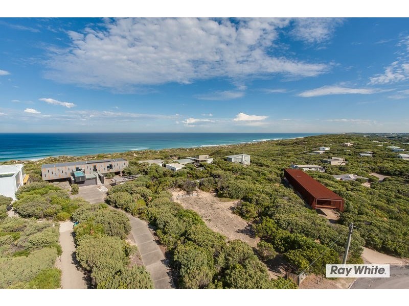 48 Constantine Avenue, St Andrews Beach VIC 3941