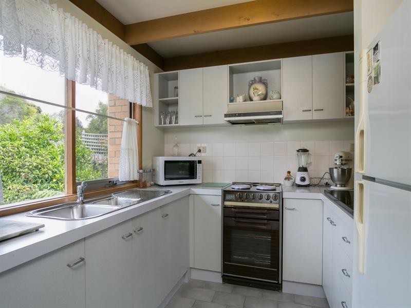 2/68 Elizabeth Avenue, Rosebud West VIC 3940