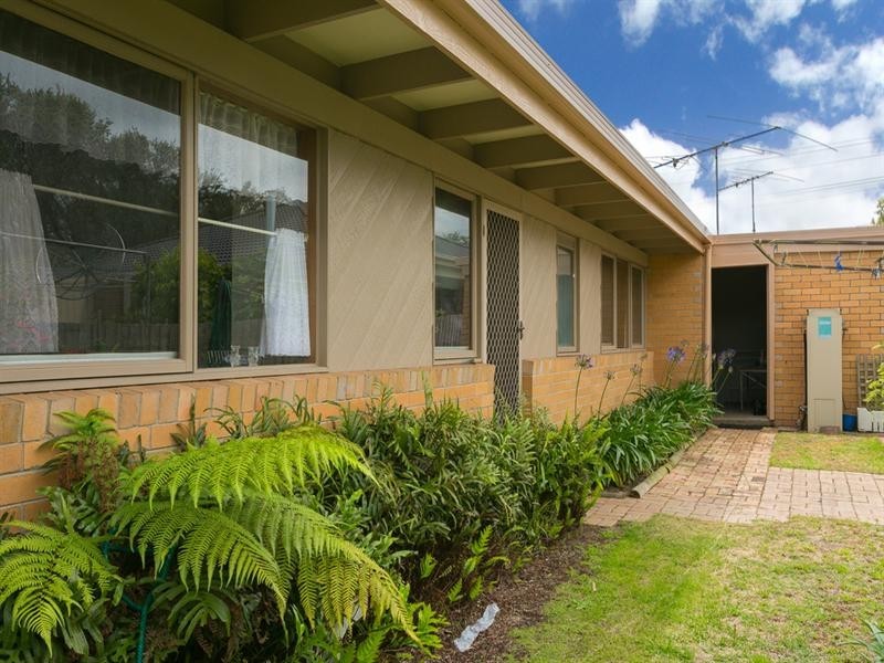 2/68 Elizabeth Avenue, Rosebud West VIC 3940