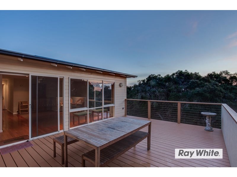 2 Eugenia Street, Rye VIC 3941