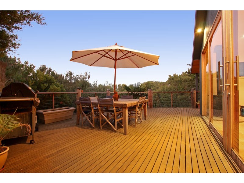 39 Alex Drive, St Andrews Beach VIC 3941