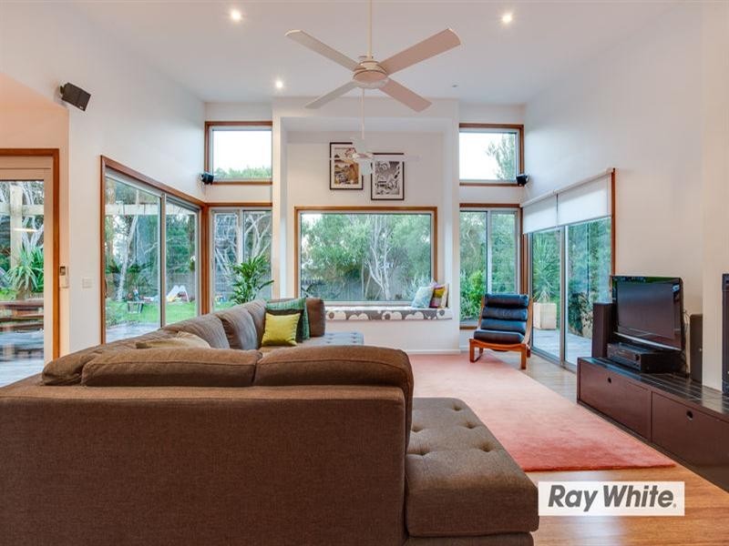 10 Beryl Court, Rye VIC 3941