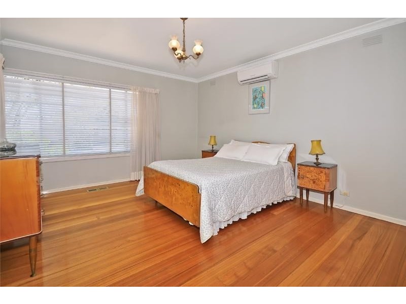 12 Medoro Grove, Mulgrave VIC 3170