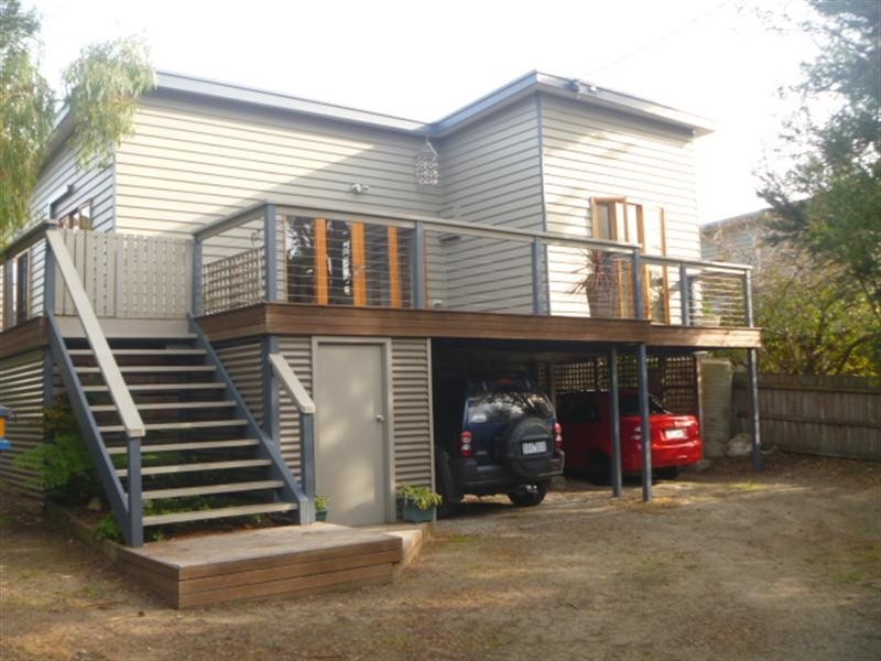 4 Diane Street, Rye VIC 3941