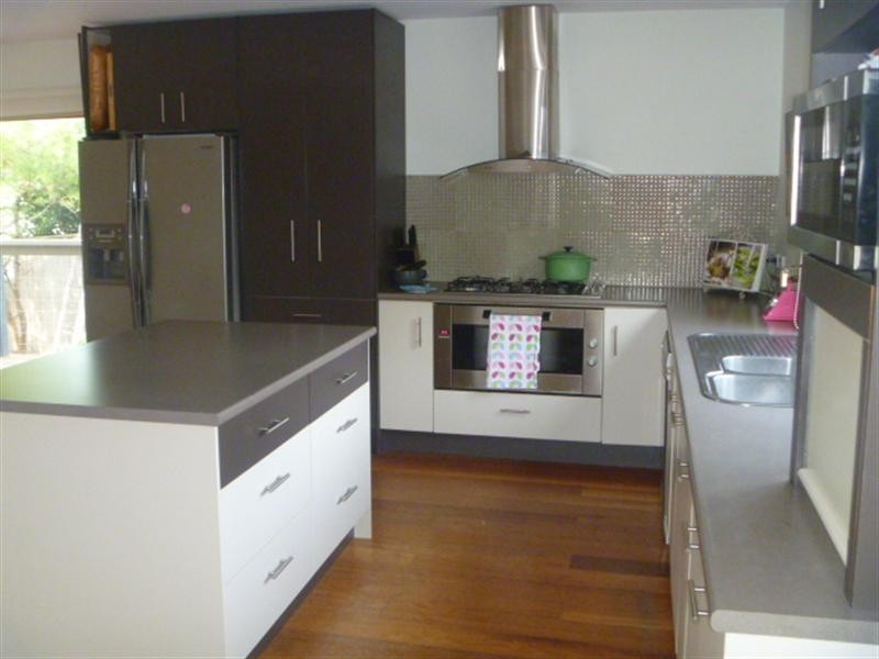 4 Diane Street, Rye VIC 3941