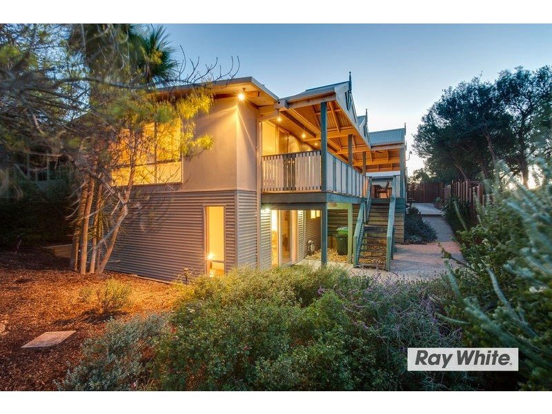 22 Wollert Street, Rye VIC 3941