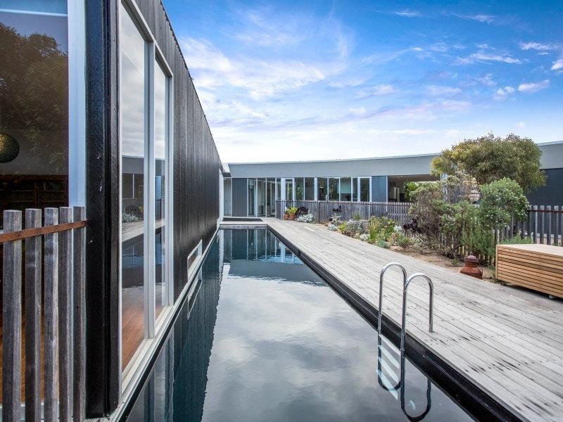 7 Schutt Drive, Rye VIC 3941