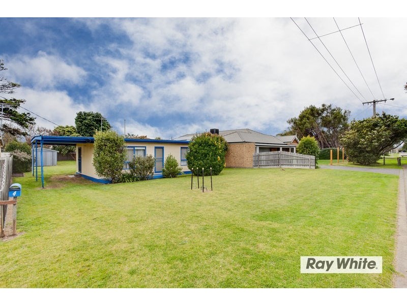 4 Carlton Court, Rye VIC 3941