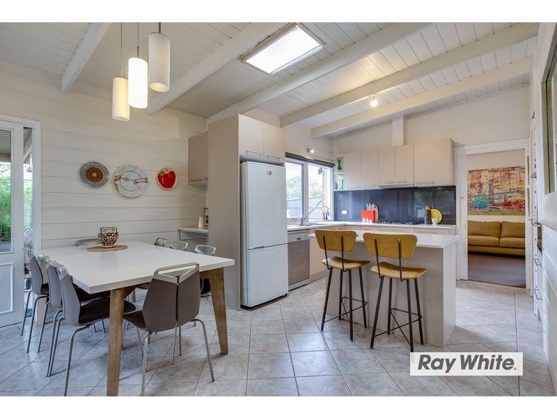 68 Valley Drive, Rye VIC 3941