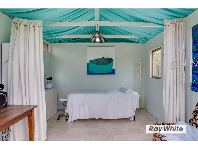 68 Valley Drive, Rye VIC 3941