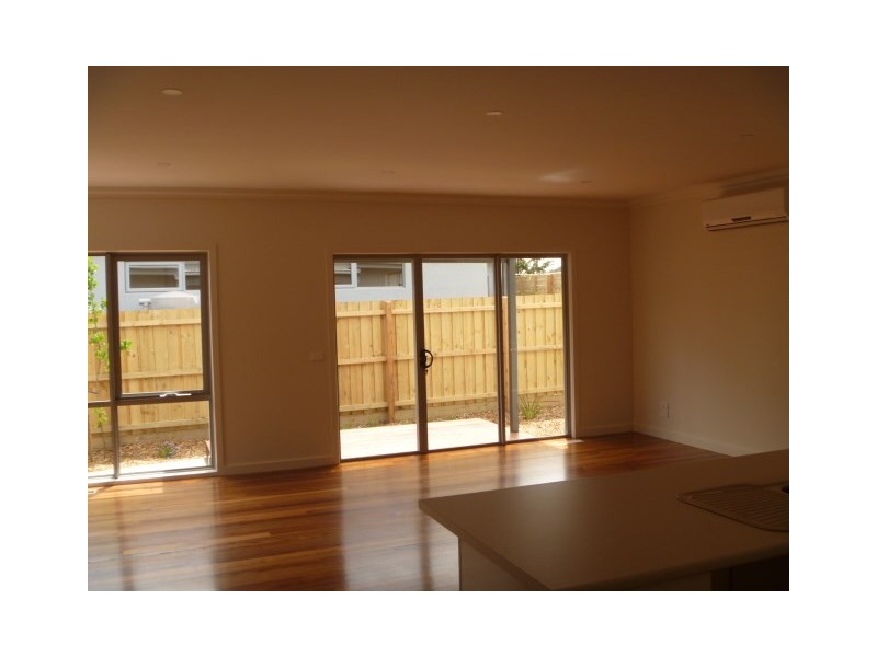 10/31 Mt Arthur Avenue, Rosebud VIC 3939