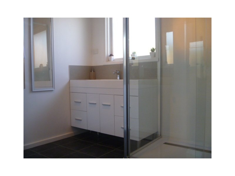 181 Sixth Avenue, Rosebud VIC 3939