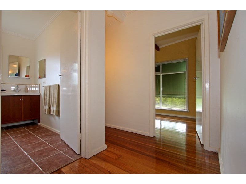 45 Mawarra Avenue, Rosebud West VIC 3940