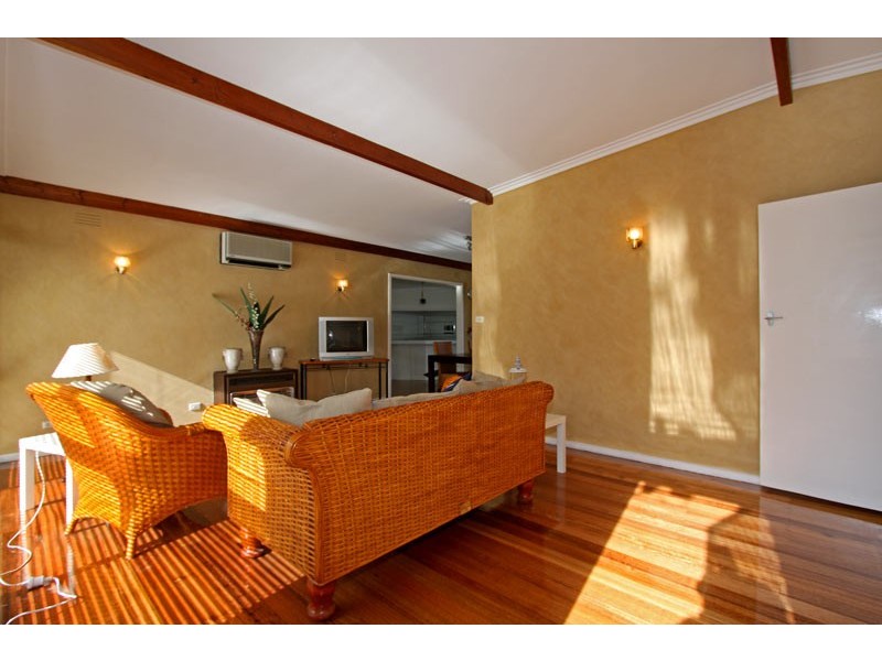 45 Mawarra Avenue, Rosebud West VIC 3940