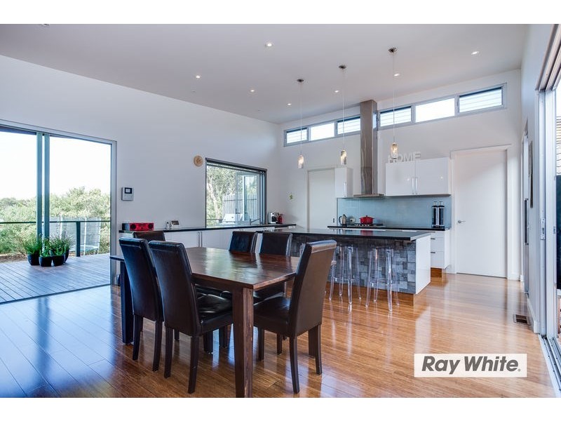 41 Alex Drive, St Andrews Beach VIC 3941