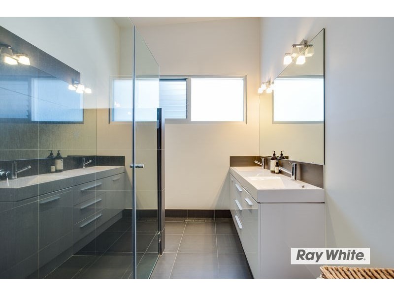 41 Alex Drive, St Andrews Beach VIC 3941