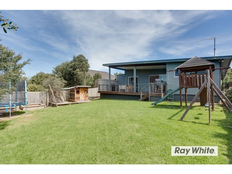 41 Alex Drive, St Andrews Beach VIC 3941