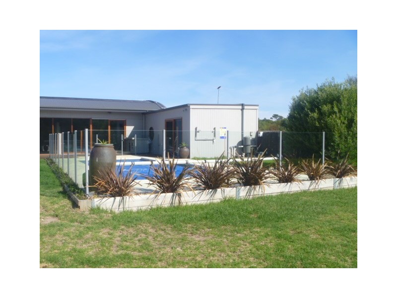 24 Daniella Court, St Andrews Beach VIC 3941