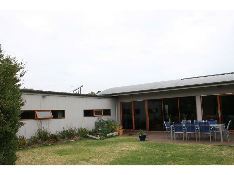 24 Daniella Court, St Andrews Beach VIC 3941