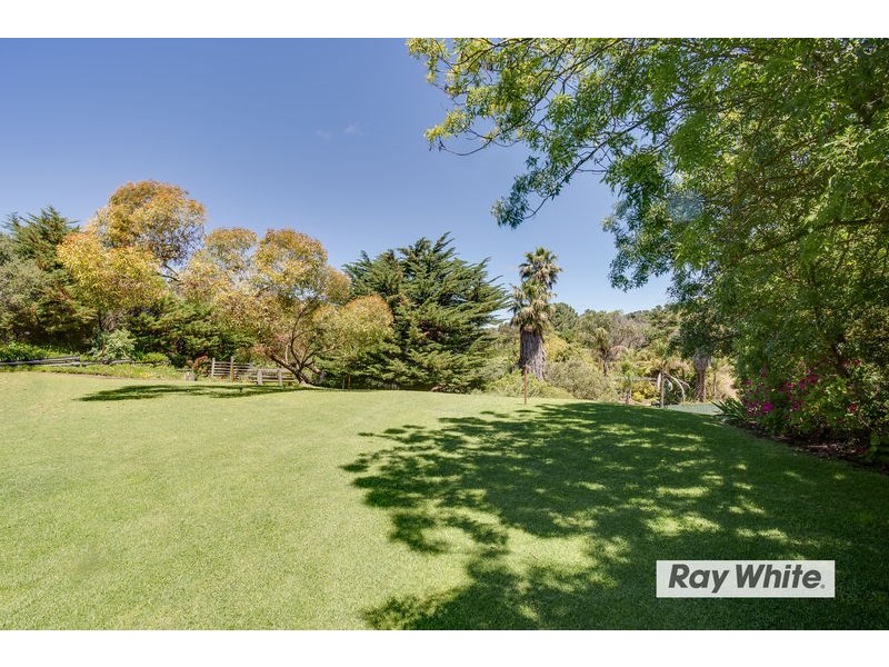 166 Maxwell Road, Boneo VIC 3939