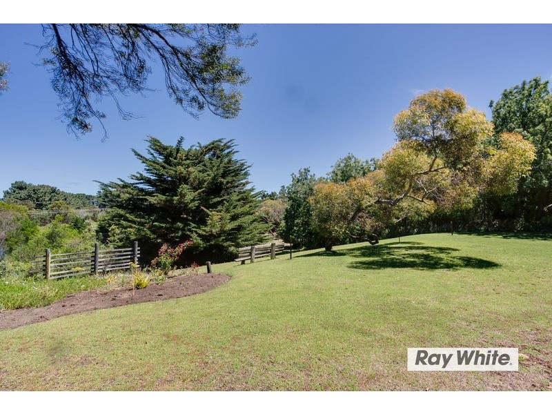166 Maxwell Road, Boneo VIC 3939