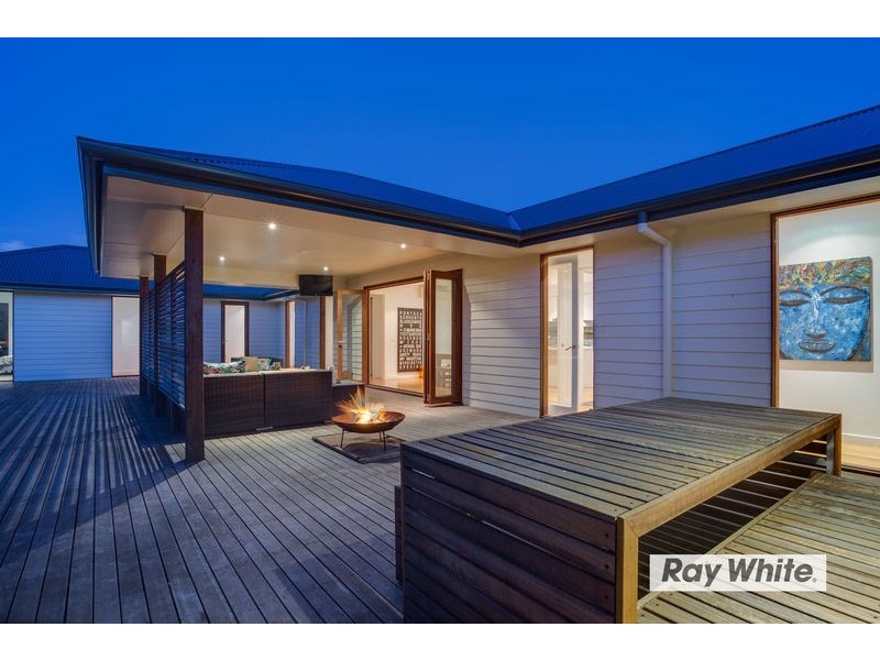 10 Arunta Court, Rye VIC 3941