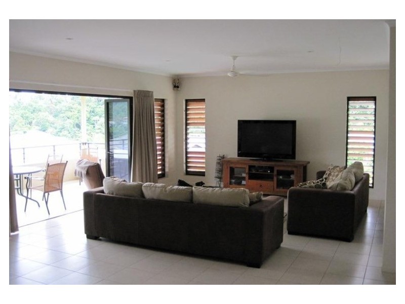 24 Greenock Way, Brinsmead QLD 4870