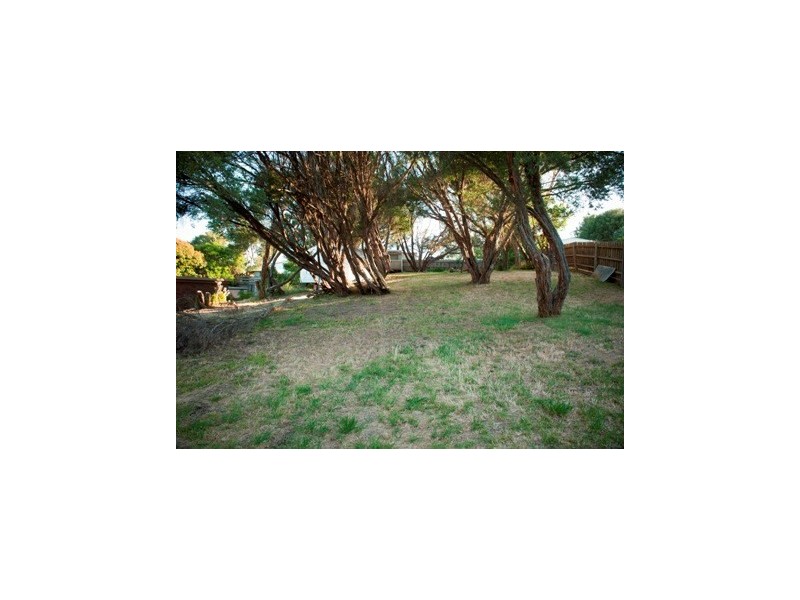 21 Niblick Street, Rye VIC 3941