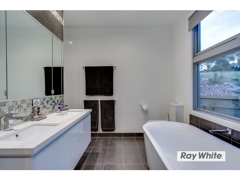 12 Turnberry Grove, Fingal VIC 3939