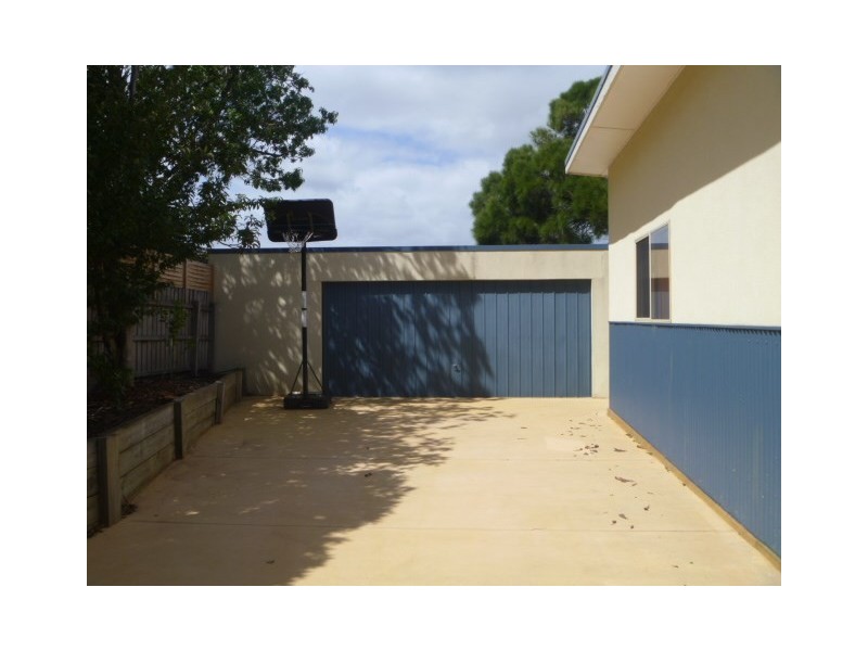 2 Riatta Court, Rye VIC 3941