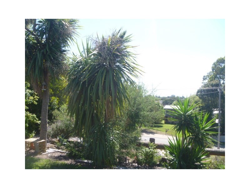 11 Eureka Street, Rye VIC 3941