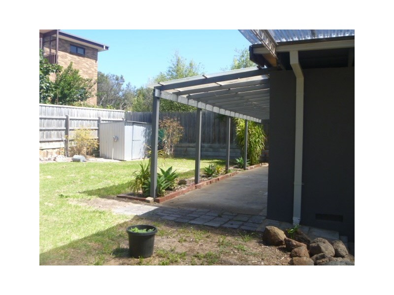 11 Eureka Street, Rye VIC 3941