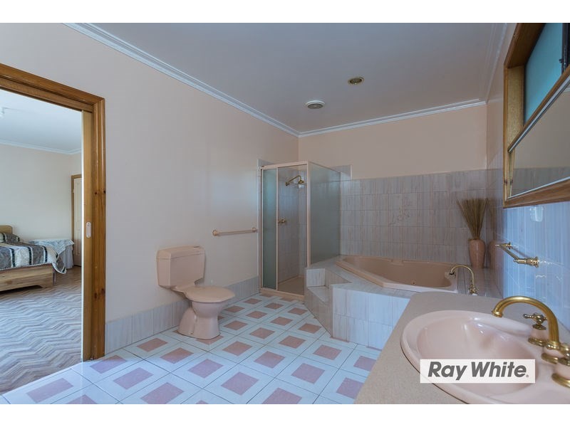 18 Yannuga Street, Rye VIC 3941