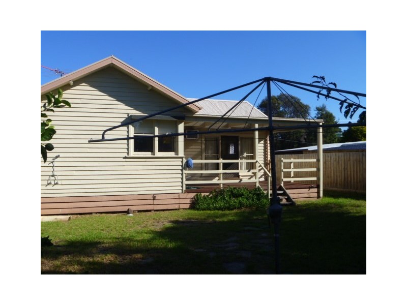 10 Loatta Street, Rye VIC 3941