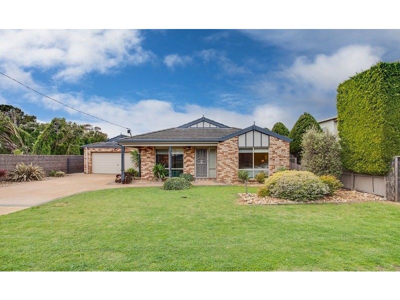 24 Bruce Street, Rye VIC 3941