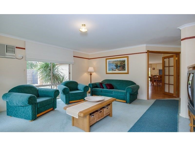 24 Bruce Street, Rye VIC 3941